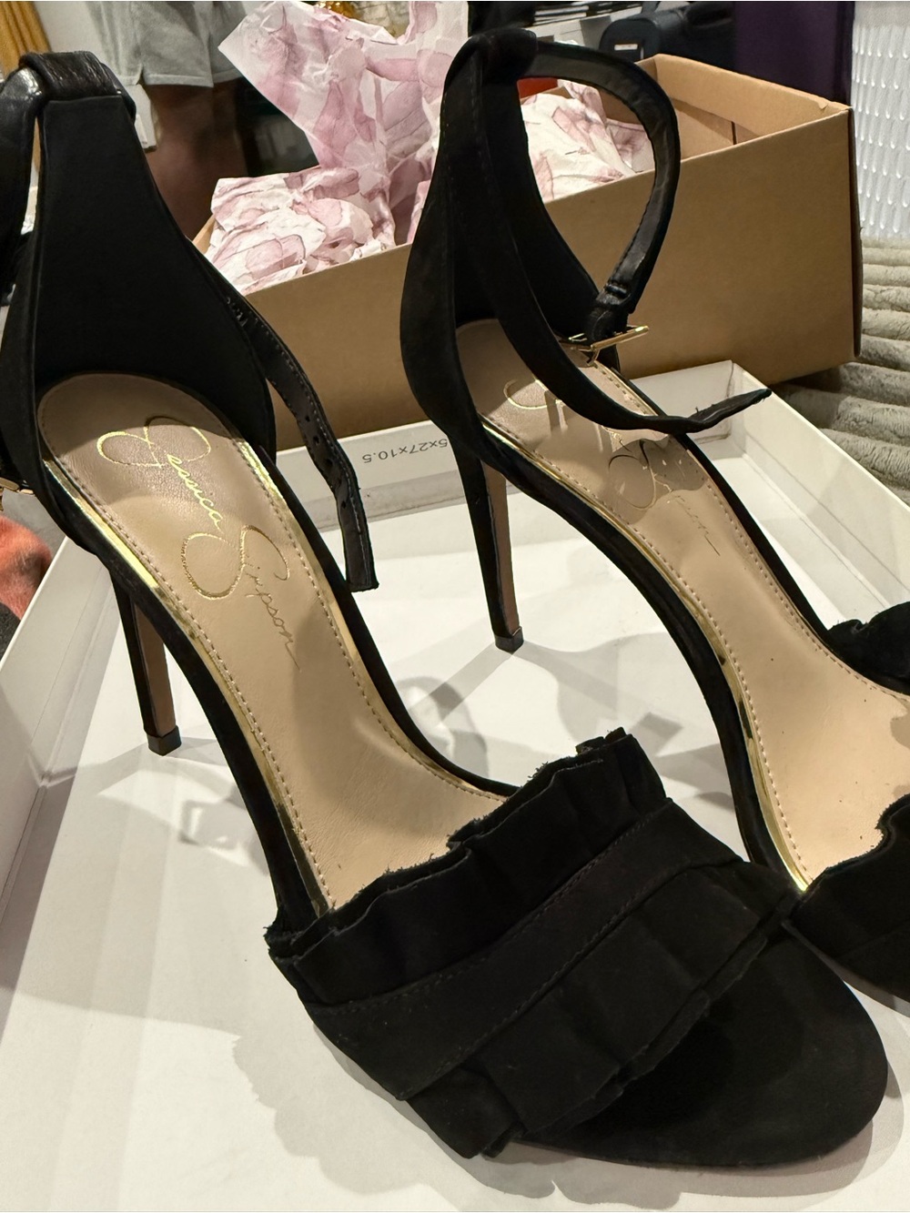 Jessica Simpson Silea Ruffled Ankle Strap Sandals Black Nubuck Size 8.5